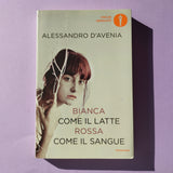 Bianca come il latte Rossa come il sangue