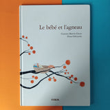 Le bébé et l'agneau