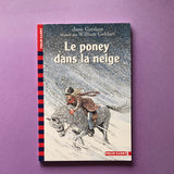 Le poney dans la neige
