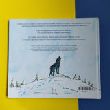 Un lupo nella neve