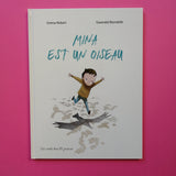 Mina est un oiseau