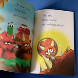 Step into reading. Triceratops