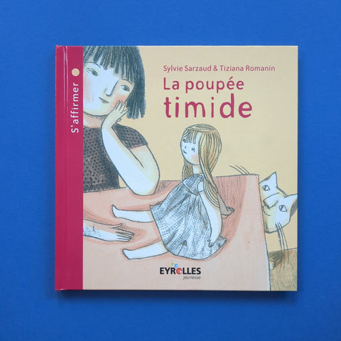 La poupée timide