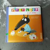 Il piccolo lupo ha una bua