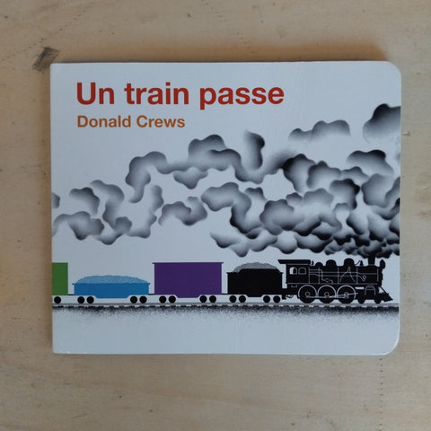 Un train passe