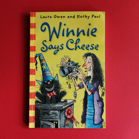 Winnie The Witch. Winnie Says Cheese