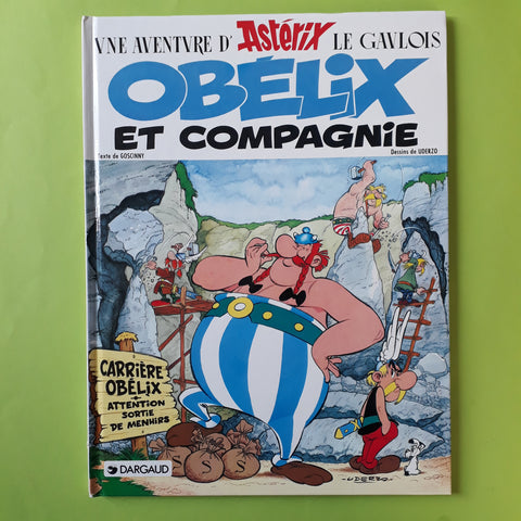 FIGURINE ASTÉRIX - CAIUS SAUGRENUS DANS OBÉLIX ET COMPAGNIE + LE LIVRET FIGURINE ASTÉRIX - CAIUS SAUGRENUS DANS OBÉLIX ET COMPAGNIE + LE LIVRET