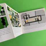 Le Chat Botté. Un livre accordéon avec des décors et des découpes